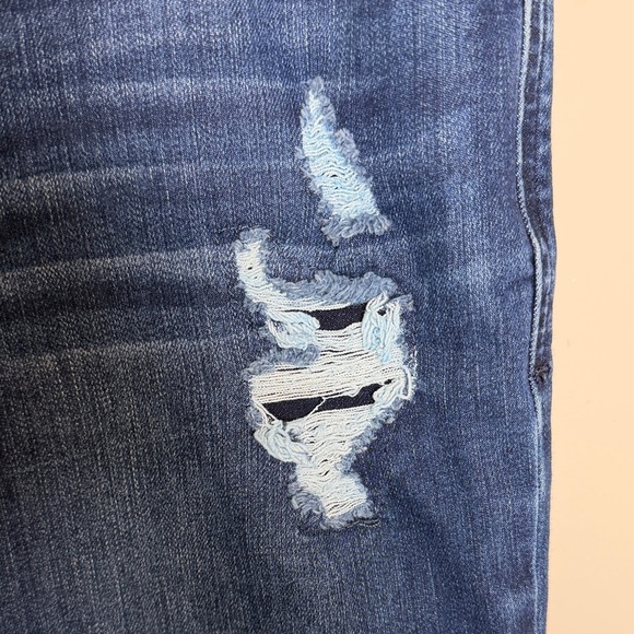 Maurices Everflex High Rise Distressed Skinny Jeans Patchwork - Picture 7 of 15